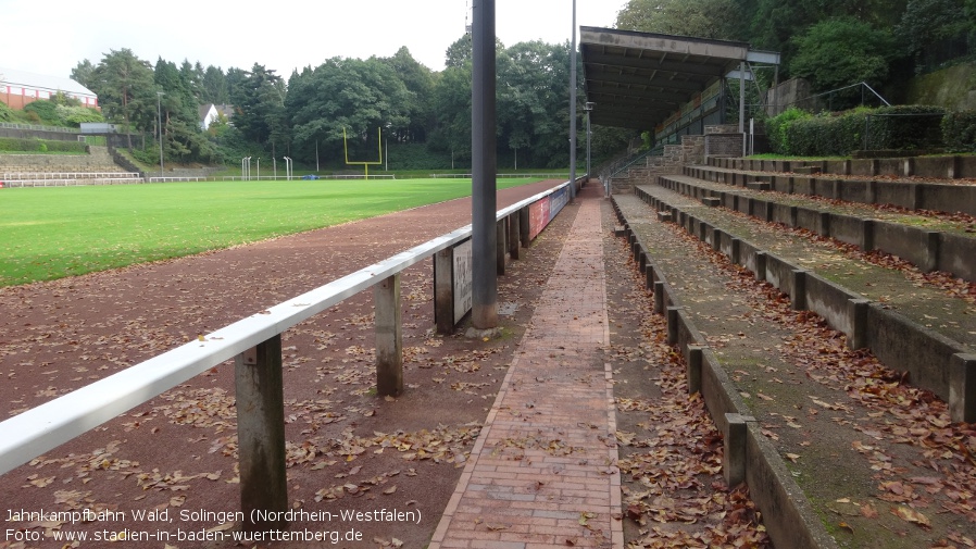 Jahnkampfbahn (Walder Stadion), Solingen