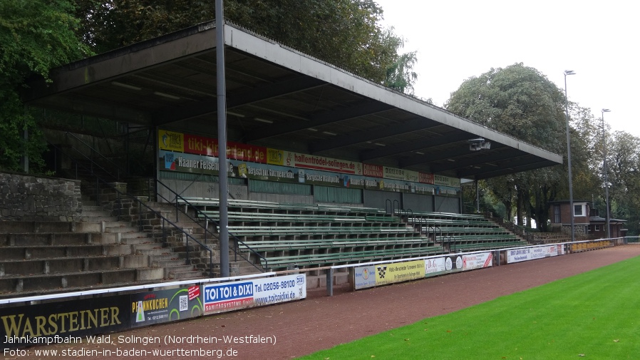 Jahnkampfbahn (Walder Stadion), Solingen