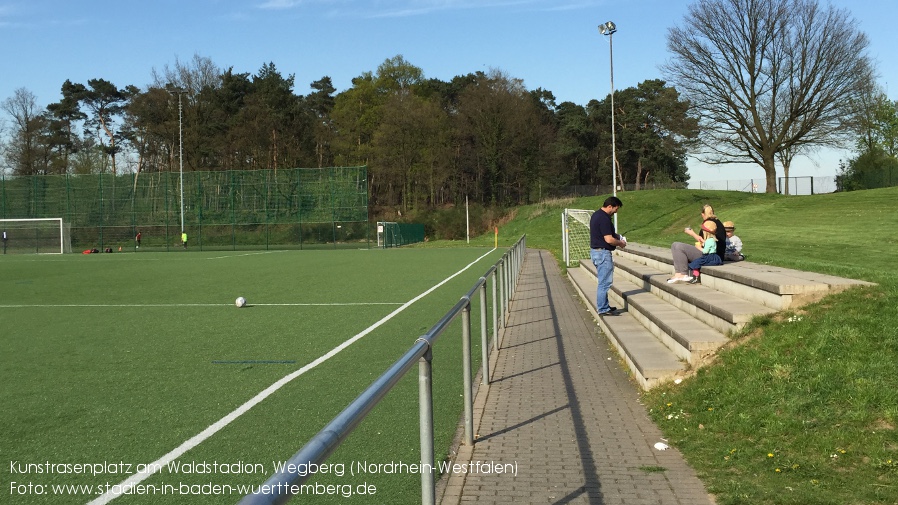 Wegberg, Kunstrasenplatz am Waldstadion