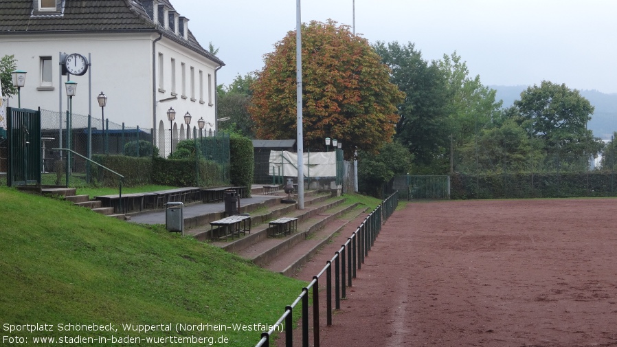 Sportplatz Schönebeck, Wuppertal (Nordrhein-Westfalen)