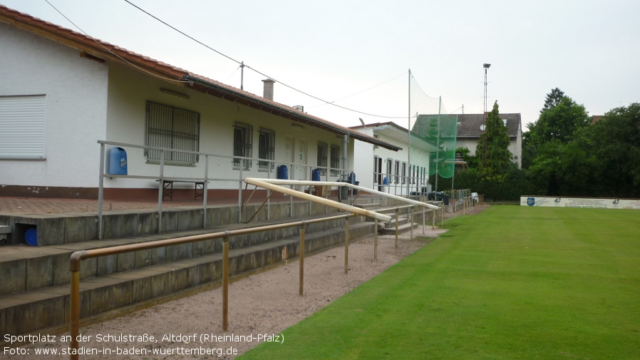 Altdorf, Sportplatz an der Schulstraße (Rheinland-Pfalz)