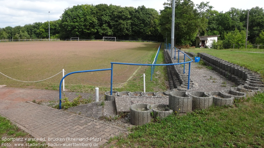 Brücken, Sportplatz Karstwald (Rheinland-Pfalz)