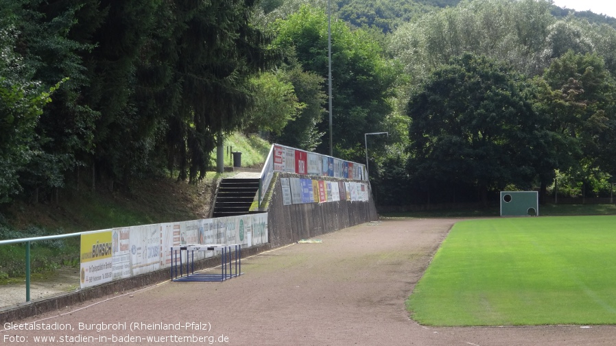 Burgbrohl, Gleetalstadion (Rheinland-Pfalz)