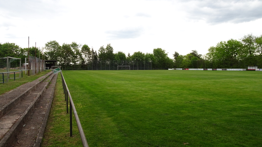 Clausen, Sportplatz Clausen