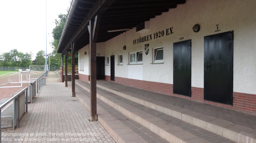 Föhren, Sportanlage im Brühl (Rheinland-Pfalz)