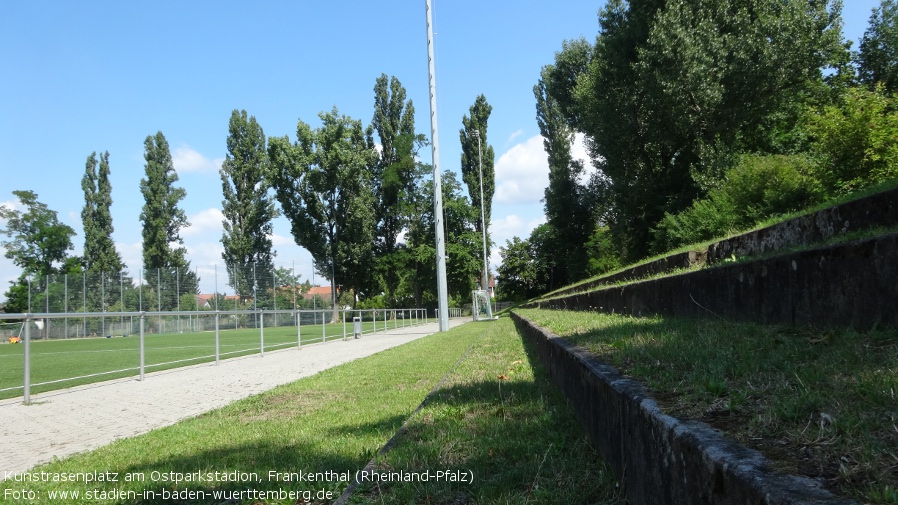 Kunstrasenplatz am Ostparkstadion, Frankenthal (Rheinland-Pfalz)