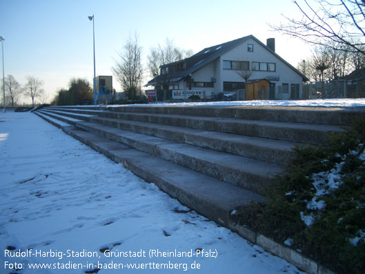 Rudolf-Harbig-Stadion, Grünstadt