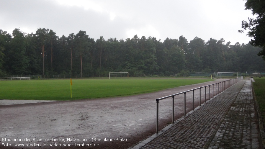 Stadion in der Schelmenhecke, Hatzenbühl (Rheinland-Pfalz)