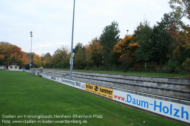 Stadion am Krönungsbusch, Herxheim