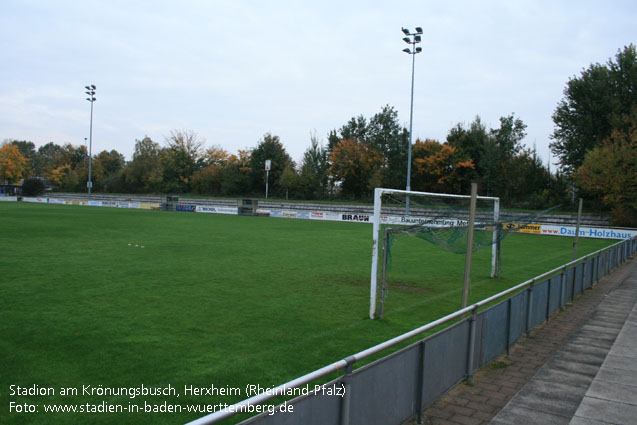 Stadion am Krönungsbusch, Herxheim