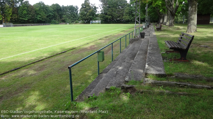 ESC-Stadion Vogelwoogstraße, Kaiserslautern (Rheinland-Pfalz)