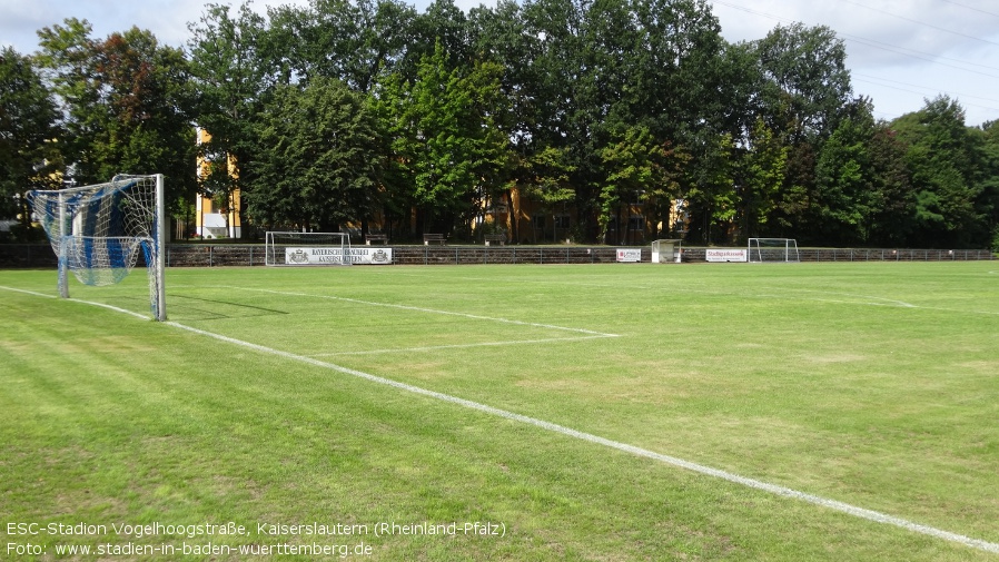 ESC-Stadion Vogelwoogstraße, Kaiserslautern (Rheinland-Pfalz)