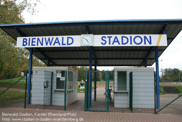 Bienenwald-Stadion, Kandel