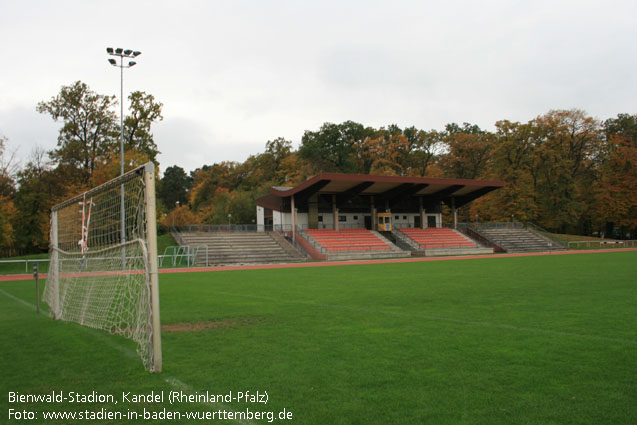 Bienenwald-Stadion, Kandel