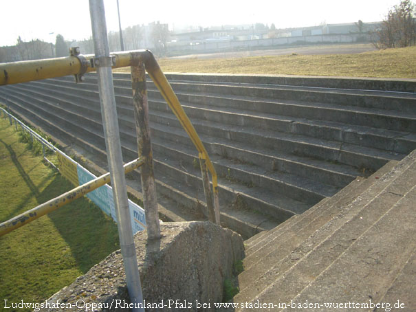 Stadion am Güterbahnhof, Ludwigshafen