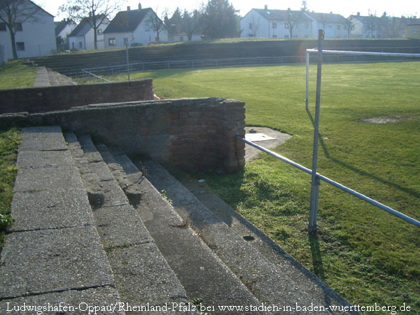 Stadion am Güterbahnhof, Ludwigshafen