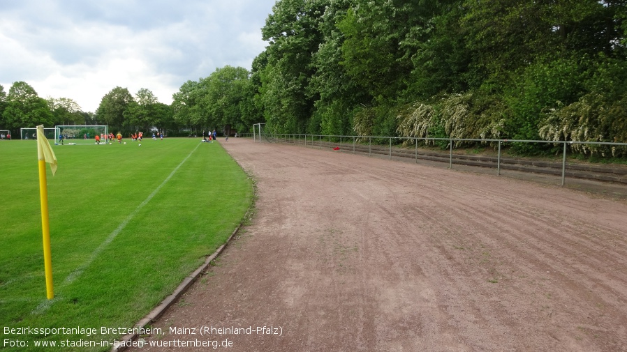 Mainz, Bezirkssportanlage Bretzenheim (Rheinland-Pfalz)