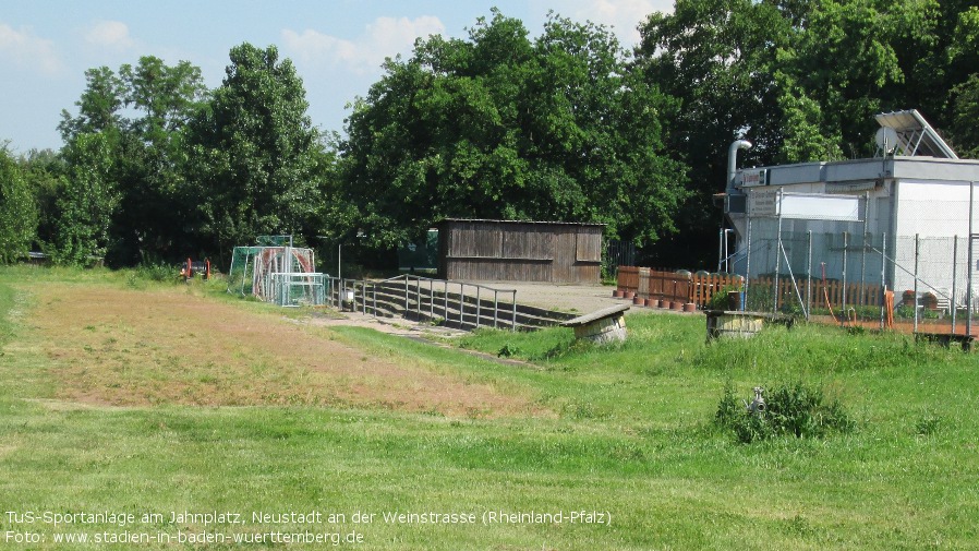 TUS-Sportanlage am Jahnplatz, Neustadt an der Weinstraße