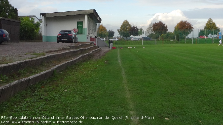 FSV-Sportplatz an der Ottersheimer Straße, Offenbach an der Queich (Rheinland-Pfalz)