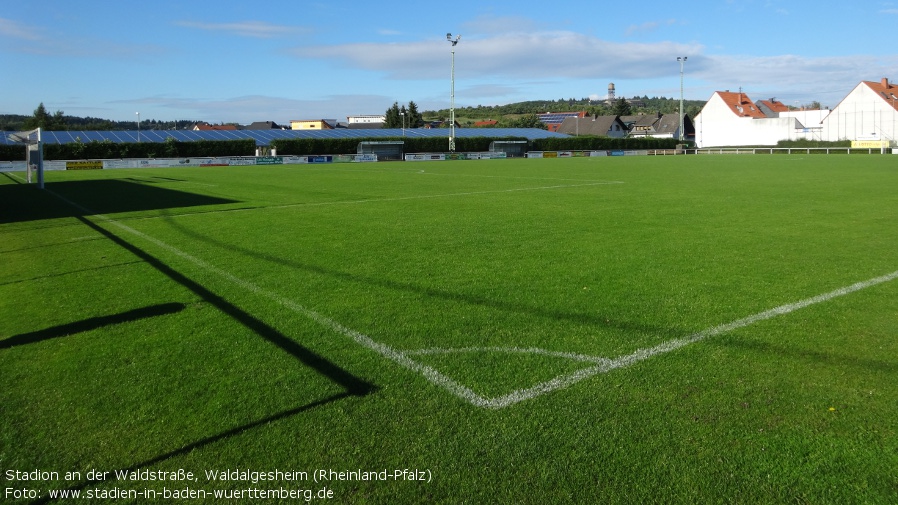 Stadion an der Waldstraße, Waldalgesheim (Rheinland-Pfalz)