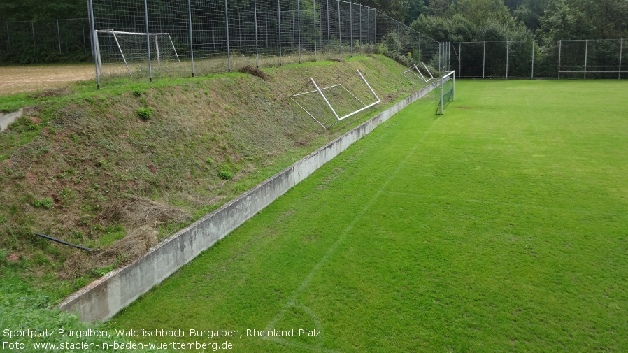 Sportplatz Burgalben, Waldfischbach-Burgalben (Rheinland-Pfalz)