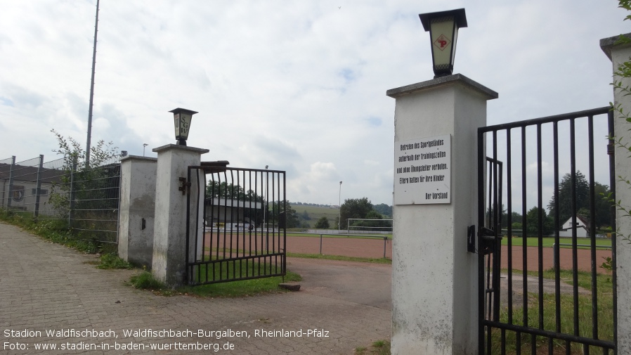 Stadion Waldfischbach, Waldfischbach-Burgalben (Rheinland-Pfalz)