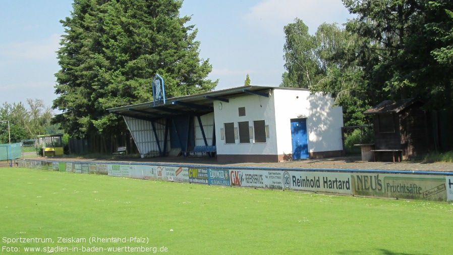 Sportzentrum, Zeiskam