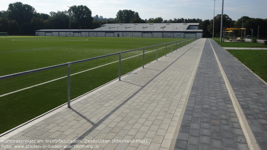 Kunstrasenplatz am Westplatzstadion, Zweibrücken (Rheinland-Pfalz)