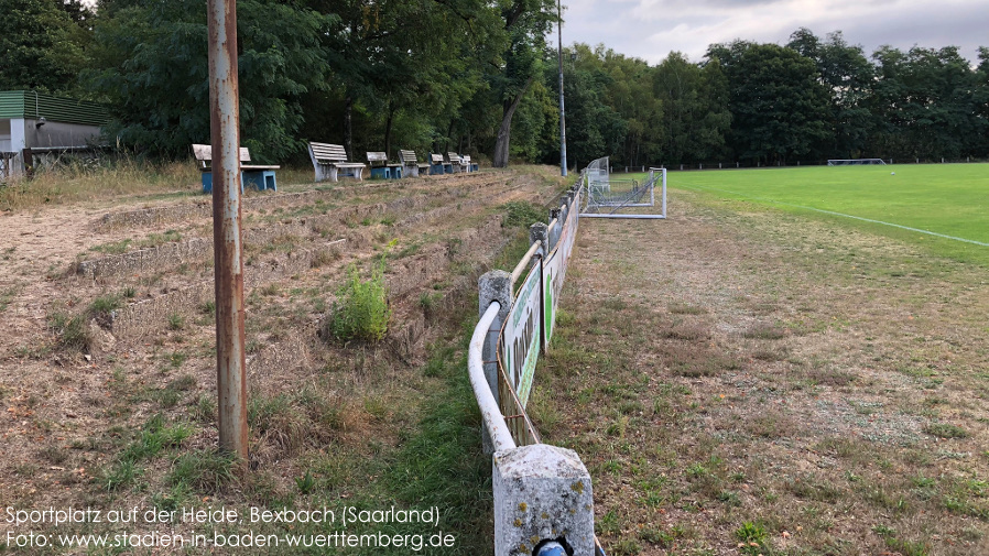 Bexbach, Sportplatz auf der Heide