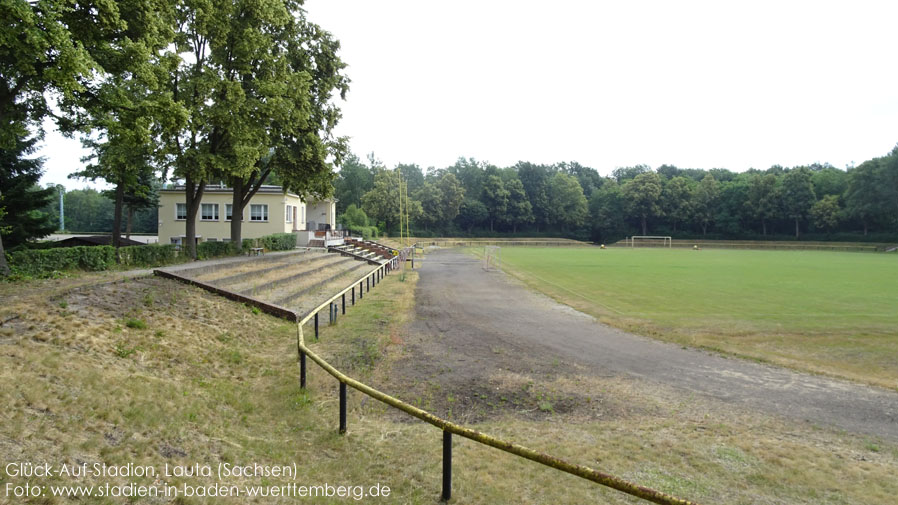 Lauta, Glück-Auf-Stadion