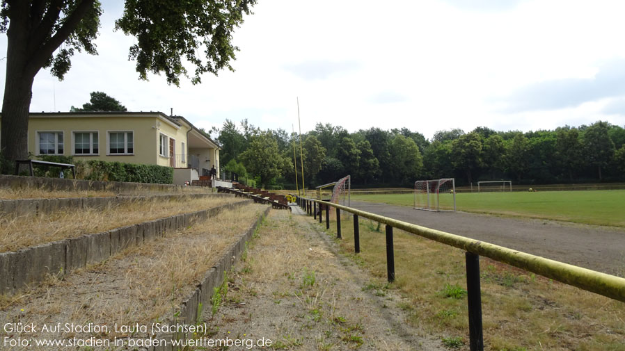 Lauta, Glück-Auf-Stadion