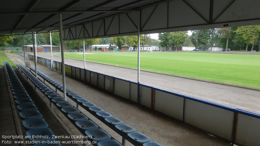 Sportplatz am Eichholz, Zwenkau (Sachsen)