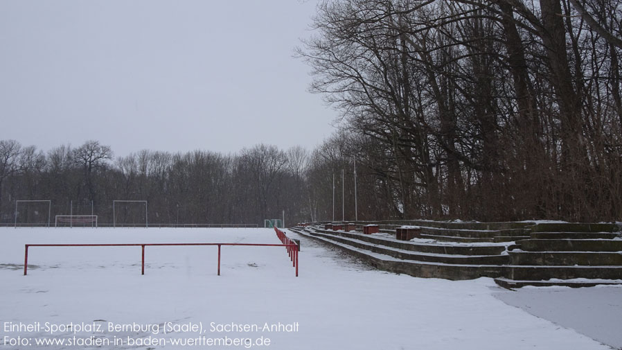 Bernburg (Saale), Einheit-Sportplatz