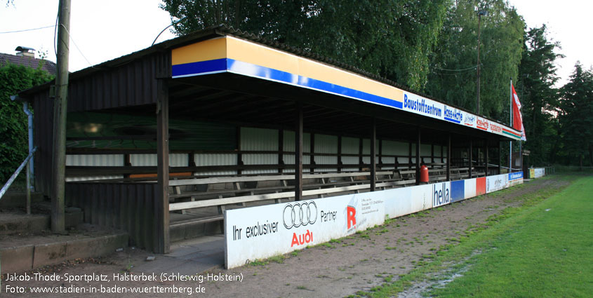 Jakob-Thode-Sportplatz, Halstenbek