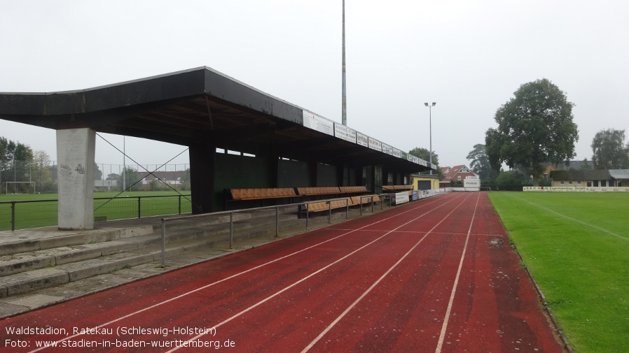 Ratekau, Waldstadion