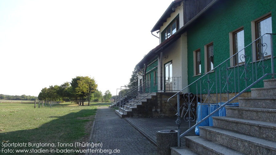 Tonna, Sportplatz Burgtonna